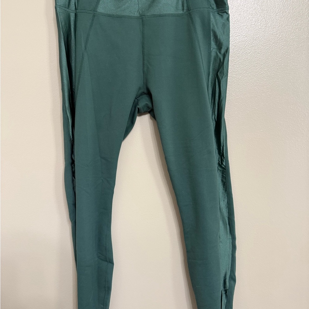 Fabletics Womens Emerald Green Leggings